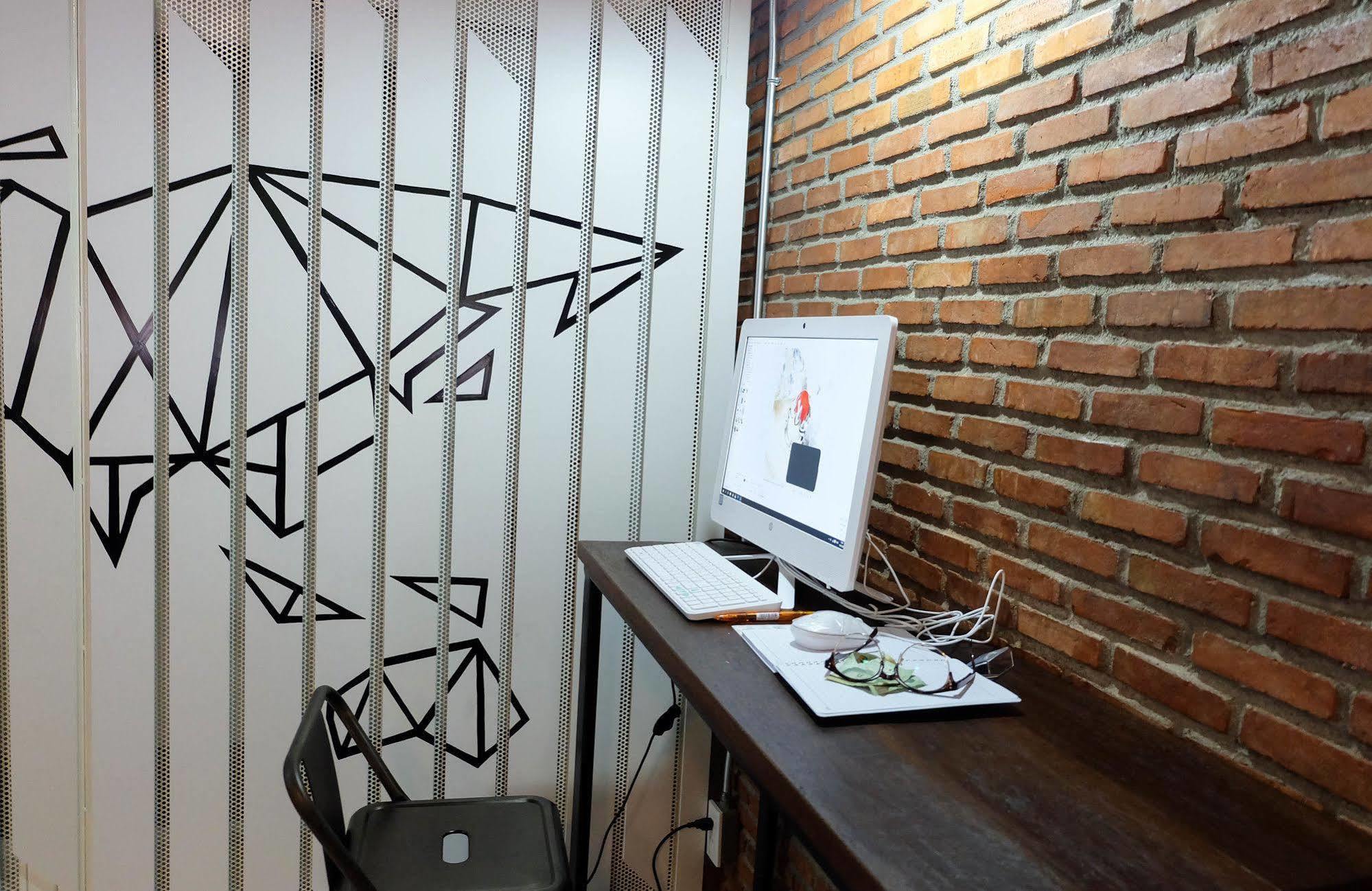 Thai Time Hostel Chiang Mai Exterior foto